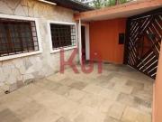 Casa com 3 quartos, 3 banheiros, 3 vagas na Vila...