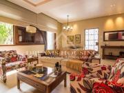 Casa com 3 quartos, 3 vagas e Piscina no Menino Deus