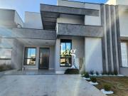 Casa com 3 quartos à venda, 100 m² por R$ 950.000...