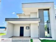 Casa com 3 quartos à venda, 130 m² por R$ 870.000...