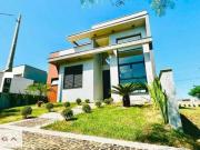 Casa com 3 quartos à venda, 140 m² por R$ 1.040.000...