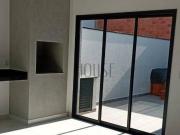Casa com 3 quartos à venda, 140 m² por R$ 875.000...