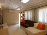 Casa com 3 Quartos à venda, 180 m2 por R$ 1.000.000,00,...