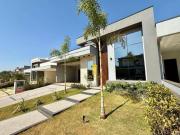 Casa com 3 quartos à venda, 194 m² por R$ 2.250.000...