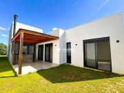 Casa com 3 quartos à venda, 199 m² por R$ 1.305.000...