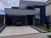 Casa com 3 quartos à venda, 199 m² por R$ 1.900.000...