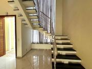 Casa com 3 quartos à venda, 201 m² por R$ 1.350.000...