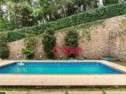 Casa com 3 quartos à venda, 230 m² por R$ 2.280.000...