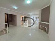 Casa com 3 quartos à venda, 231 m² por R$ 1.650.000...