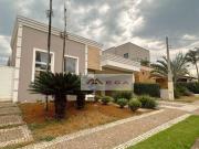 Casa com 3 quartos à venda, 240 m² por R$ 1.700.000...