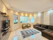 Casa com 3 quartos à venda, 240 m² por R$ 950.000...