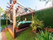 Casa com 3 quartos à venda, 243 m² por R$ 2.000.000...