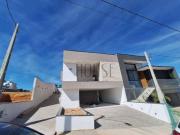 Casa com 3 quartos à venda, 250 m² Condomínio...