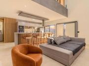 Casa com 3 quartos à venda, 270 m² por R$ 2.200.000...