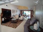 Casa com 3 dormitórios à venda, 298 m² por R$...