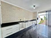 Casa com 3 quartos à venda, 305 m² Condomínio Village...