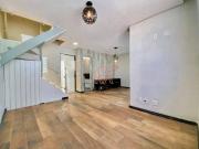 Casa com 3 quartos à venda, 90 m² por R$ 650.000 Dona...