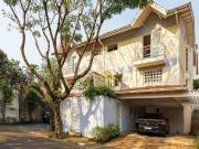 Casa com 3 quartos à venda, 153 m² por R$ 990.000 Granja...