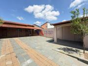 Casa com 3 quartos a venda no Filadélfia