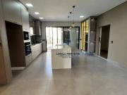 Casa com 3 quartos à venda por R$ 1.900.000 Condominio...