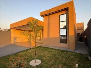 CASA COM 3 QUARTOS COM SUITE E CLOSET NA PONTE ALTA NORTE