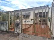 Casa com 3 Quartos e 1 banheiro à Venda, 100 m² por R$...