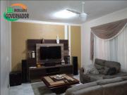 Casa com 3 Quartos e 1 banheiro à Venda, 107 m² por R$...