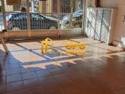 Casa com 3 Quartos e 1 banheiro à Venda, 130 m² por R$...