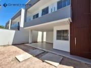 Casa com 3 Quartos e 1 banheiro à Venda, 140 m² por R$...