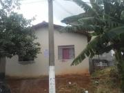 Casa com 3 Quartos e 1 banheiro à Venda, 183 m² por R$...
