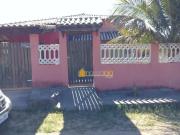 Casa com 3 Quartos e 2 banheiros à Venda, 110 m² por R$...