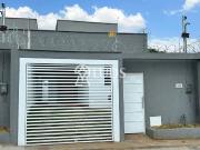 Casa com 3 Quartos e 2 banheiros à Venda, 115 m² por R$...