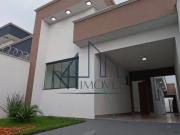 Casa com 3 Quartos e 2 banheiros à Venda, 115 m² por R$...