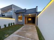 Casa com 3 Quartos e 2 banheiros à Venda, 117 m² por R$...