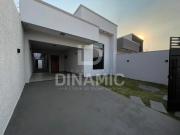 Casa com 3 Quartos e 2 banheiros à Venda, 129 m² por R$...