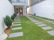 Casa com 3 Quartos e 2 banheiros à Venda, 145 m² por R$...