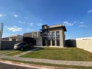 Casa com 3 Quartos e 2 banheiros à Venda, 199 m² por R$...