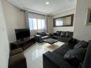 Casa com 3 Quartos e 2 banheiros à Venda, 200 m² por R$...
