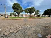 Casa com 3 Quartos e 2 banheiros à Venda, 200 m² por R$...