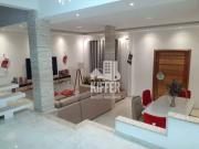 Casa com 3 Quartos e 2 banheiros à Venda, 200 m² por R$...