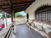 Casa com 3 Quartos e 2 banheiros à Venda, 525 m² por R$...