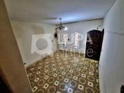 CASA COM 3 QUARTOS E 2 VAGAS DE GARAGEM À VENDA NA VILA...