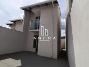 Casa com 3 quartos e 2 vagas em Ibirité