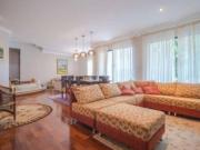 Casa com 3 quartos e 300m à venda!