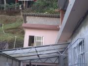 Casa com 3 Quartos e 3 banheiros à Venda, 100 m² por R$...
