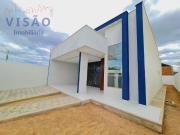 Casa com 3 Quartos e 3 banheiros à Venda, 122 m² por R$...