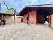 Casa com 3 Quartos e 3 banheiros à Venda, 131 m² por R$...
