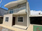 Casa com 3 Quartos e 3 banheiros à Venda, 132 m² por R$...
