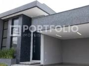 Casa com 3 Quartos e 4 banheiros à Venda, 160 m² por R$...