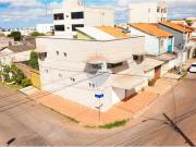 Casa com 3 Quartos e 4 banheiros à Venda, 163 m² por R$...